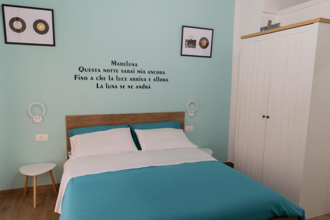 נאפולי Yes I Know My Room - Storico מראה חיצוני תמונה
